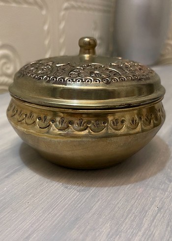 Diğer işlemeli pirinç şekerlik