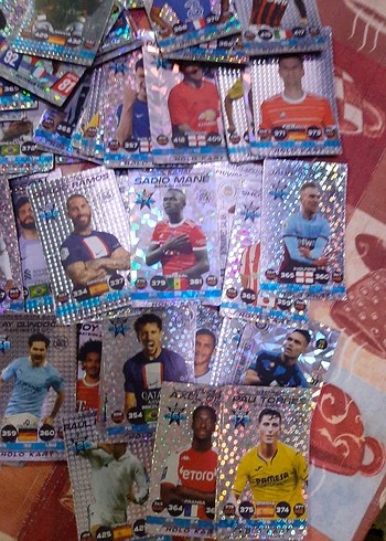 Renkli Futbol Temalı Oyun Kartları - Görsel 3