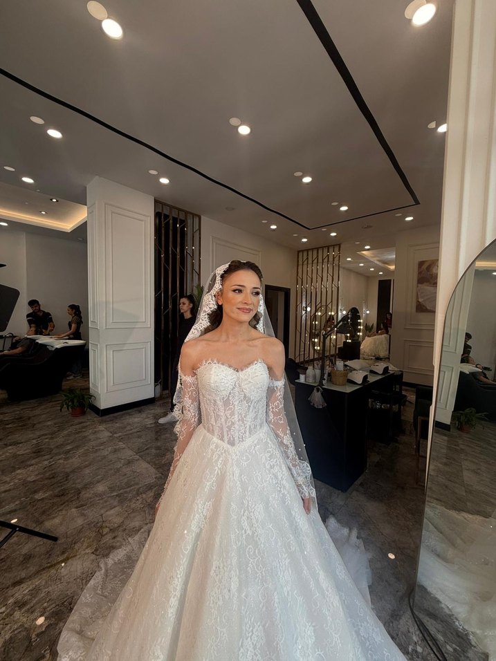 Uzun Kollu Straplez helen Gelinlik - Görsel 4