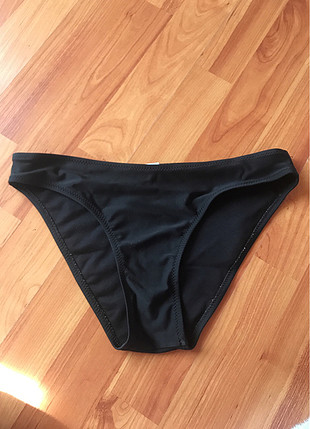 Diğer Bikini altı