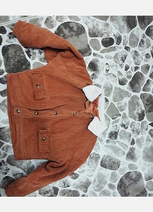 Pull and Bear Pull and bear mont ceket olarakta kullanılabilir s beden urun sa