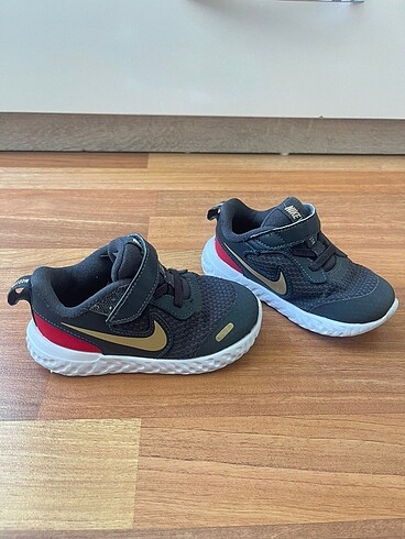 Adidas çocuk ayakkabı