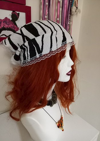 Dantel Detaylı Coquette bandana