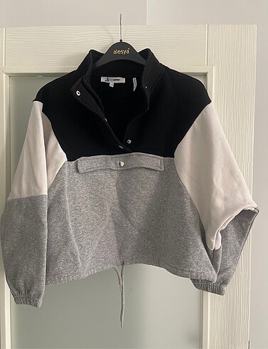 Crop sweat
