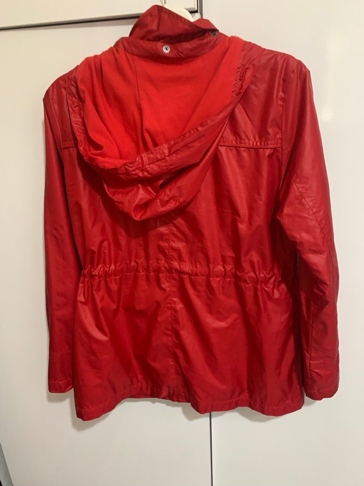 LCW Kadın Kırmızı Düğmeli Midi Yağmurluk - Görsel 4