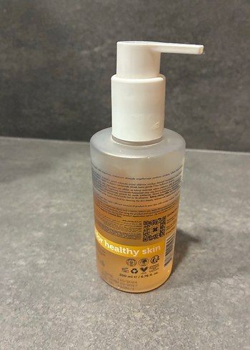 The purest Salisilik Asitli Yüz Temizleyici - Görsel 3