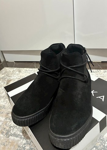 Dockers Siyah Süet Platform Topuklu Kadın Bot - Görsel 2