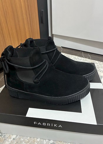 Dockers Siyah Süet Platform Topuklu Kadın Bot - Görsel 6