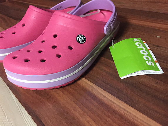 Pembe sıfır crocs 