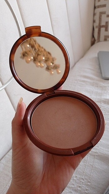 Bronzer pudra
