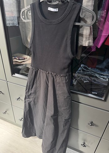 Zara Zara siyah kontrast cepli midi elbise