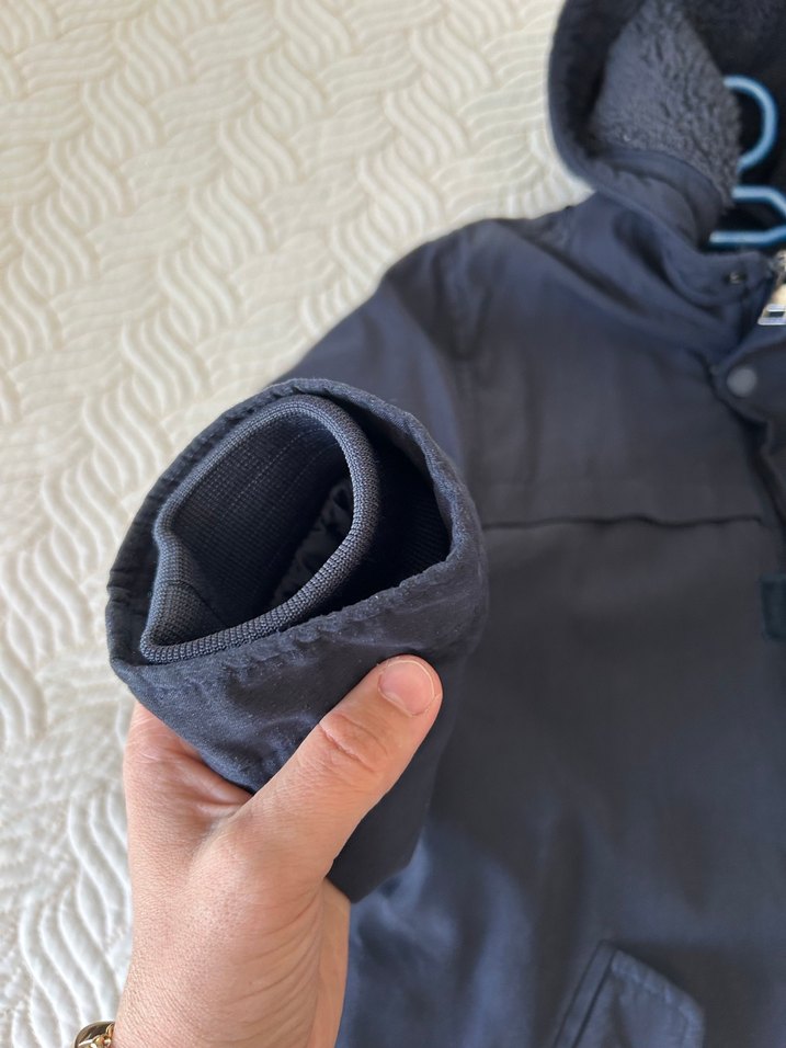 Siyah Fermuarlı Erkek Çocuk Kaban - Görsel 4