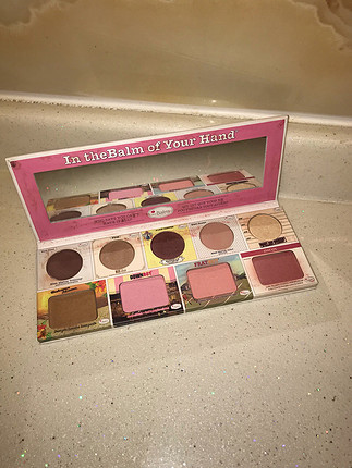 m Beden The Balm Palet