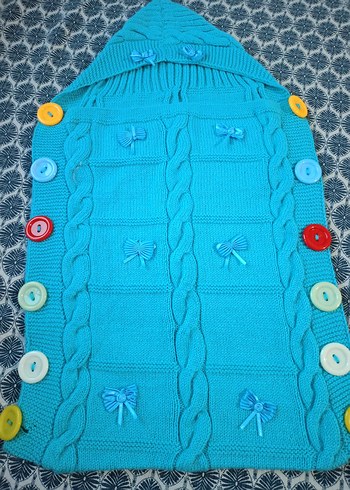 Nakışlı Mavi Örgü Çocuk Battaniyesi kundak - Görsel 2