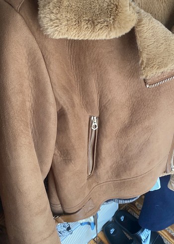 Stradivarius Kahverengi Süet Kürklü Kadın Ceket