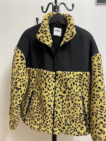 Zara leoparlı peluş ceket