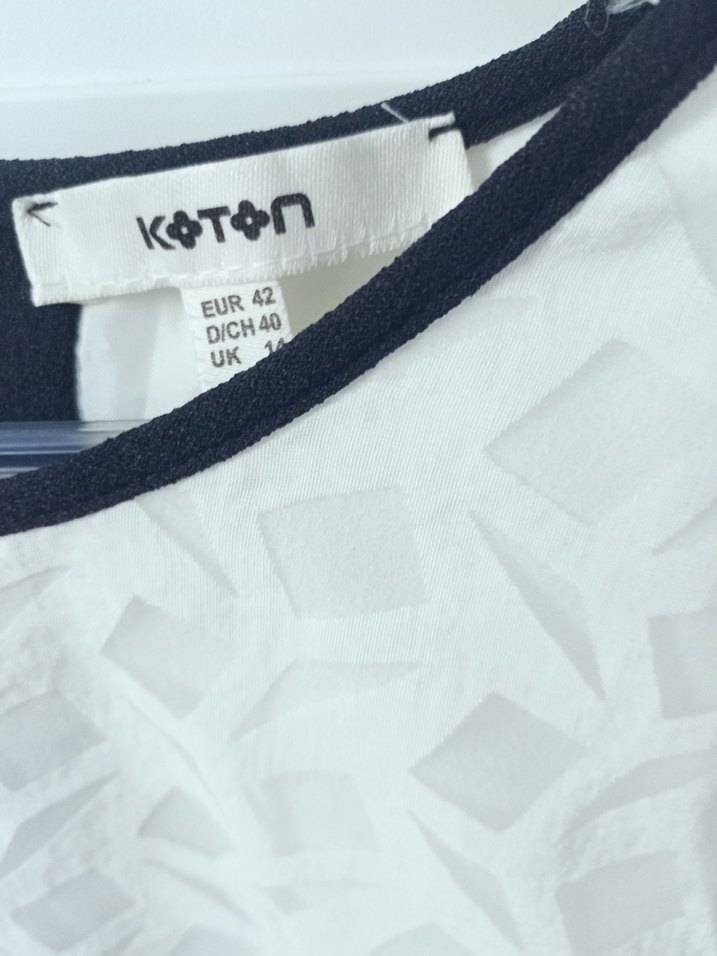 V Yaka Kolsuz midi elbise - Görsel 4