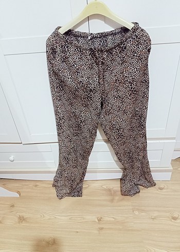 Trendyol & Milla Kadın leopar Desenli Kumaş Pantolon