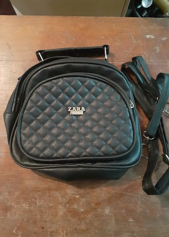 Siyah Deri Kadın Sırt Çantası - Zara - Görsel 2