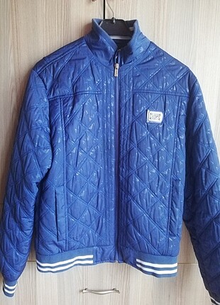 Armani jeans mont