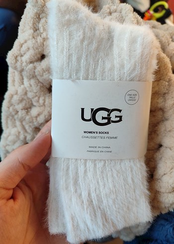 UGG Bayan tüylü çorap adet fiyatı - Görsel 3