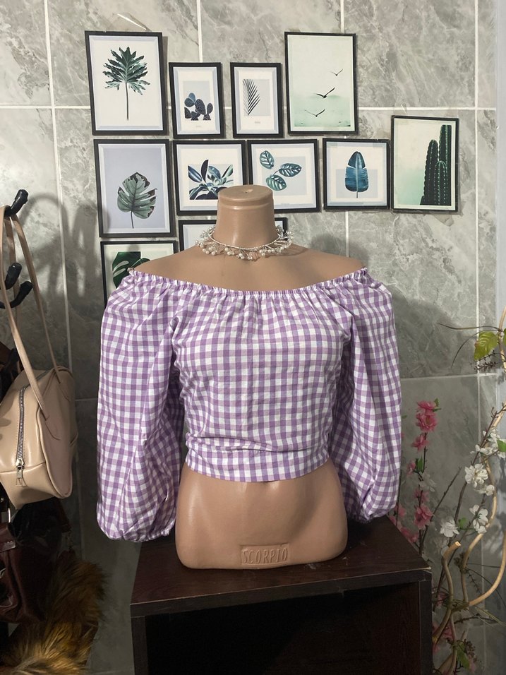 Mor Kareli Düğmeli Omuzları Açık Bluz - Görsel 2