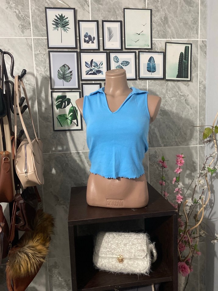 Mavi Denim V Yaka Kolsuz Mini Üst - Görsel 2