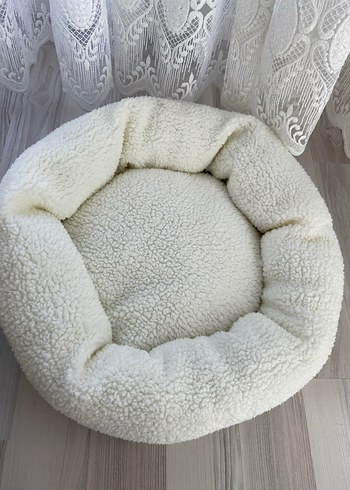 Beyaz Yumuşak Kedi Yatağı - Görsel 2
