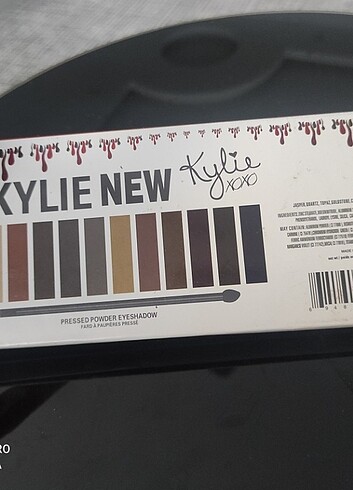 Kylie Cosmetics 12li Far paleti 