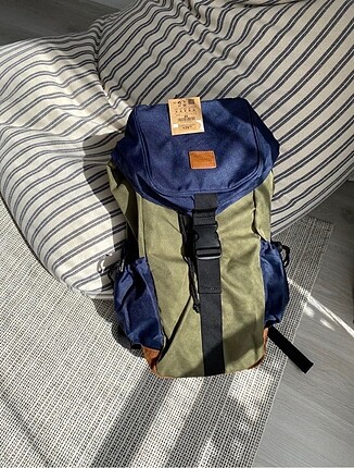 Pull&Bear Sırt Çantası