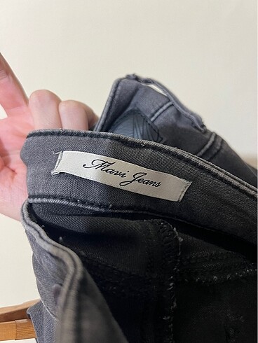 28 Beden Mavi Jeans