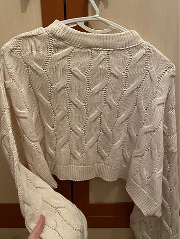 Stradivarius stradivarius crop kazak