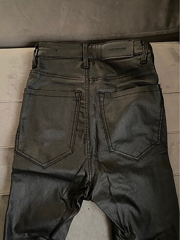 32 Beden stradivarius yüksek bel mumlu jean