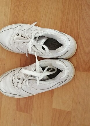 38 Beden Beyaz nike spor ayakkabi