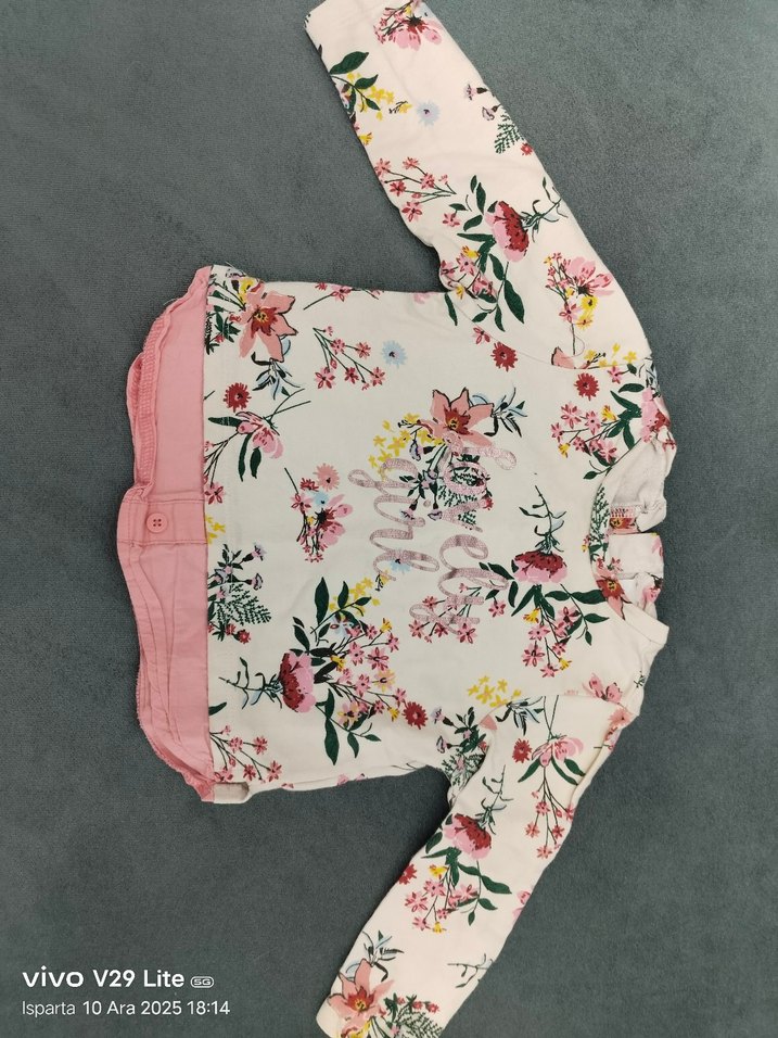 Kız Çocuk Pembe Çiçekli Fırfırlı Tişört - Görsel 4