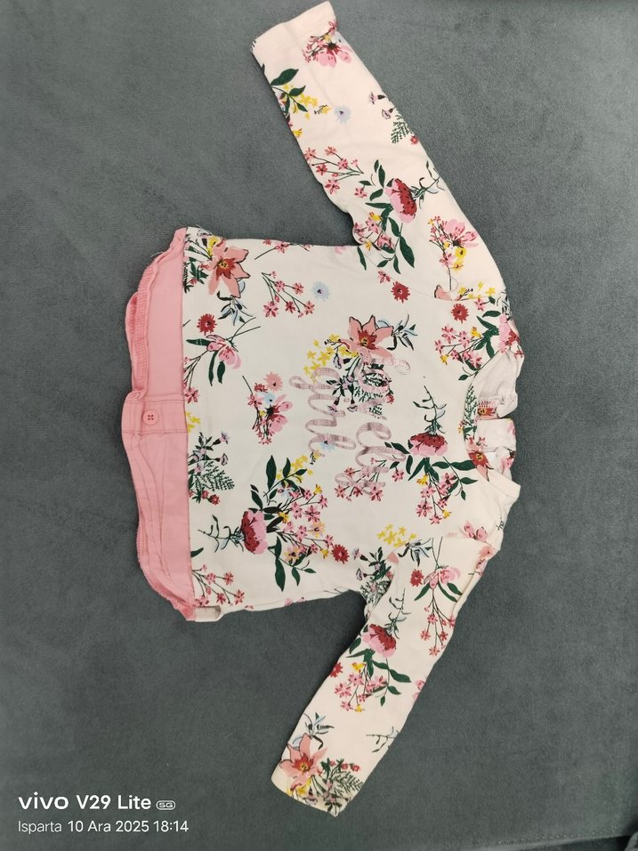 Kız Çocuk Pembe Çiçekli Fırfırlı Tişört - Görsel 3