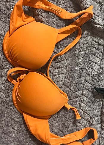 Parlak Turuncu İnce Askılı Bikini Üstü
