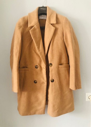 Düğmeli Camel Rengi Kaban