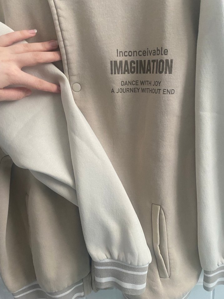 Düğmeli Bej Kadın Bomber Ceket - Görsel 4