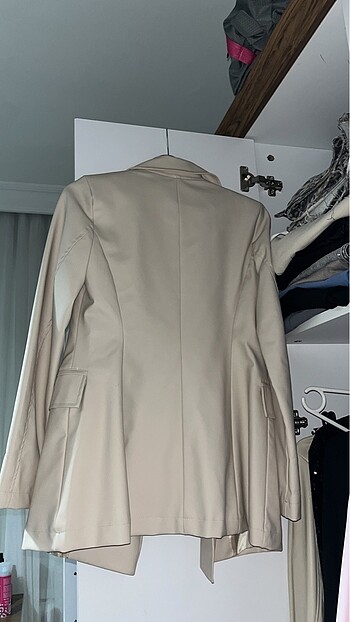 34 Beden ten rengi Renk Suni deri blazer ceket