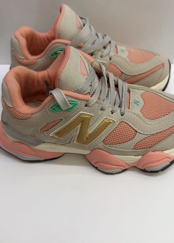 New Balance 35