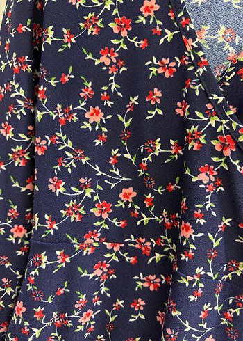 Koton Çiçek Desenli V Yaka Uzun Kollu Midi Elbise - Görsel 2