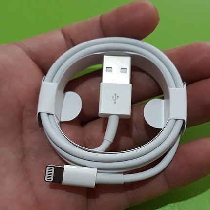 Orijinal iphone şarj kablosu sıfır 