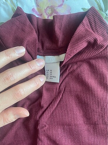 H&M H&M bordo kolsuz bluz