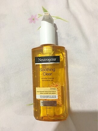 Neutrogena soothing clear yüz temizleme jeli