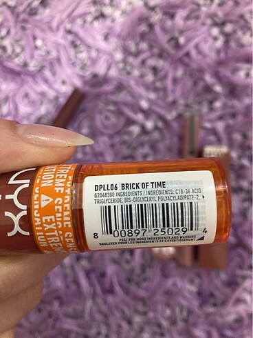  Beden Nyx gloss