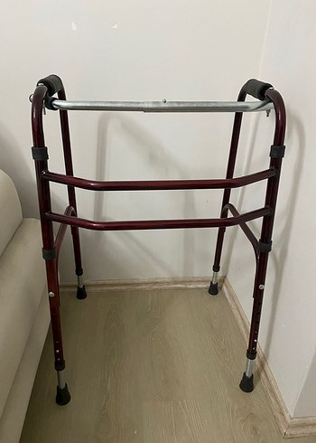 Beden Koyu Kırmızı Yürümeye Yardımcı Destek