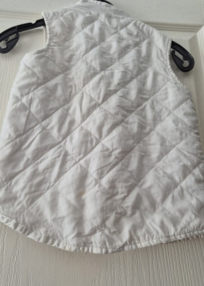 Yelek, fermuarı bozuk,lekeleri vardır. - Görsel 3