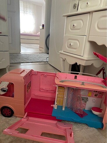 Barbie karavan