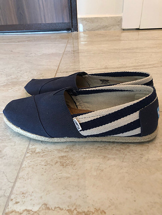 TOMS Lacivert Toma